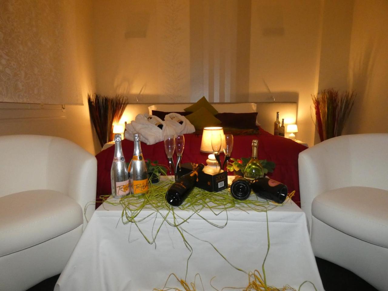 B&B Belvedere Suite มาราเนลโล ภายนอก รูปภาพ