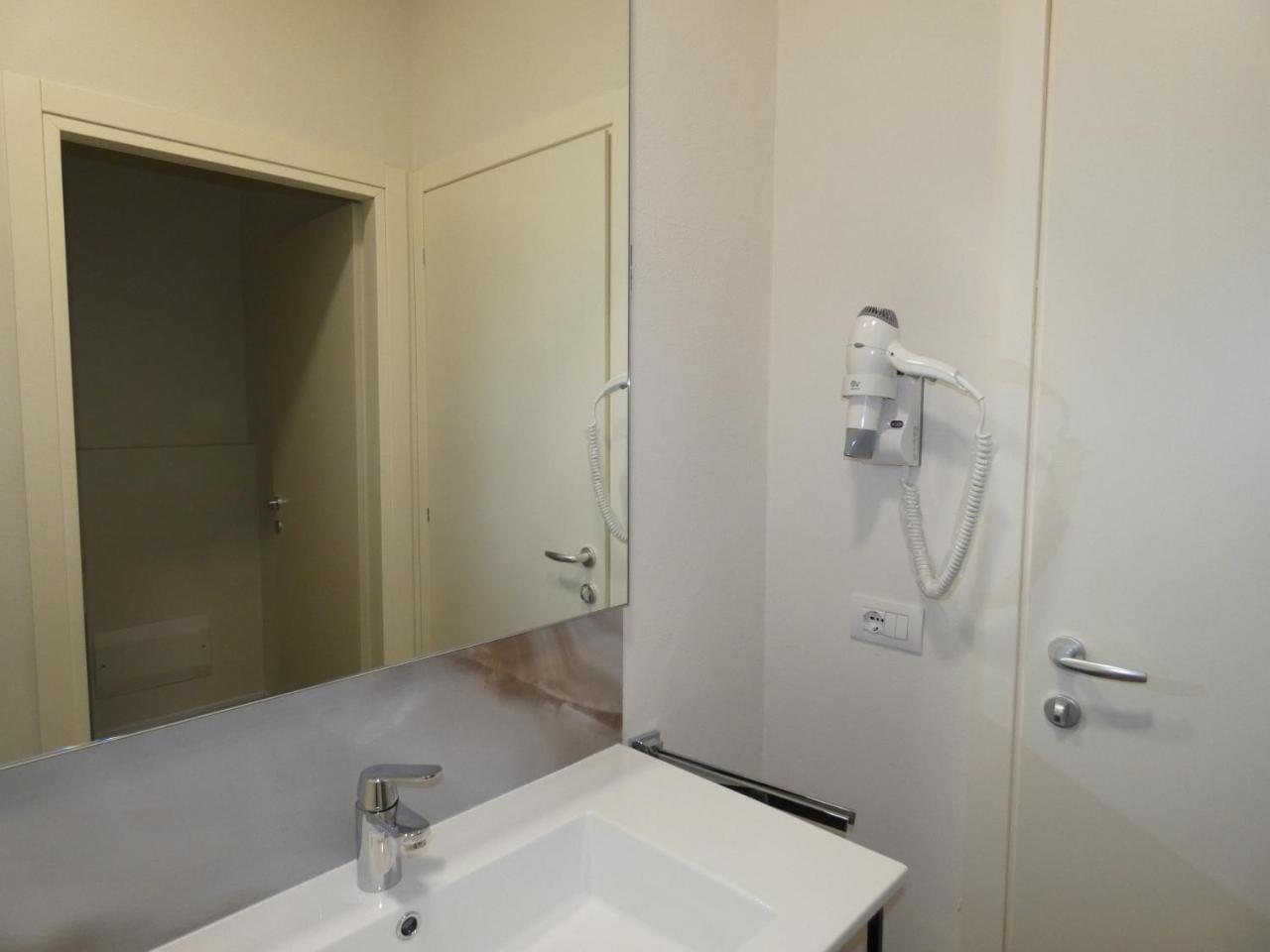 B&B Belvedere Suite มาราเนลโล ภายนอก รูปภาพ