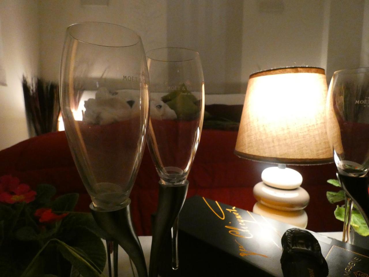 B&B Belvedere Suite มาราเนลโล ภายนอก รูปภาพ